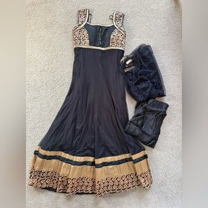 ⭐️ BIG SALE ⭐️ Indian (Desi) Wear for Women/Girls
